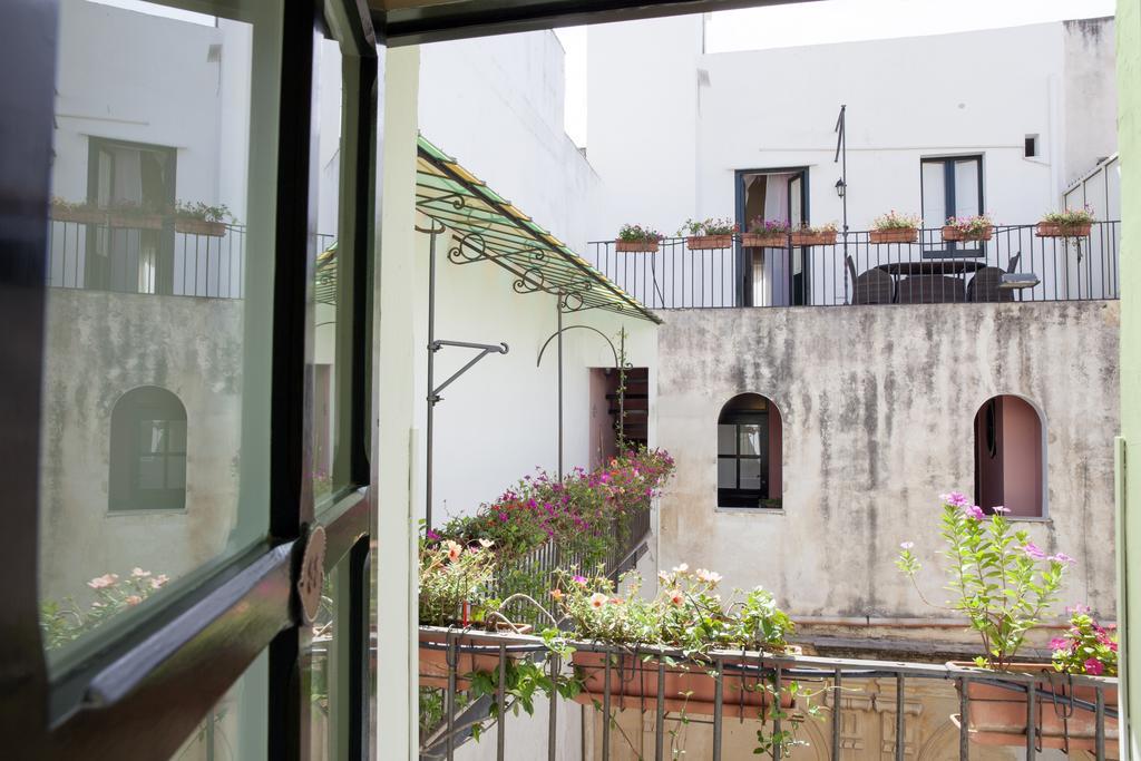 Ai Lumi Bed & Breakfast Trapani Exterior photo